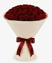 Букет 101 Бордовая роза Блэк Бакарра в Каменск-Уральском