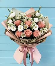 Букет цветов из:  Розы, Альстромерии и Лизиантусы #REPLACE_PRED# Каменск-Уральском