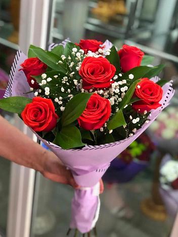Букет цветов из: Розы в Каменск-Уральском