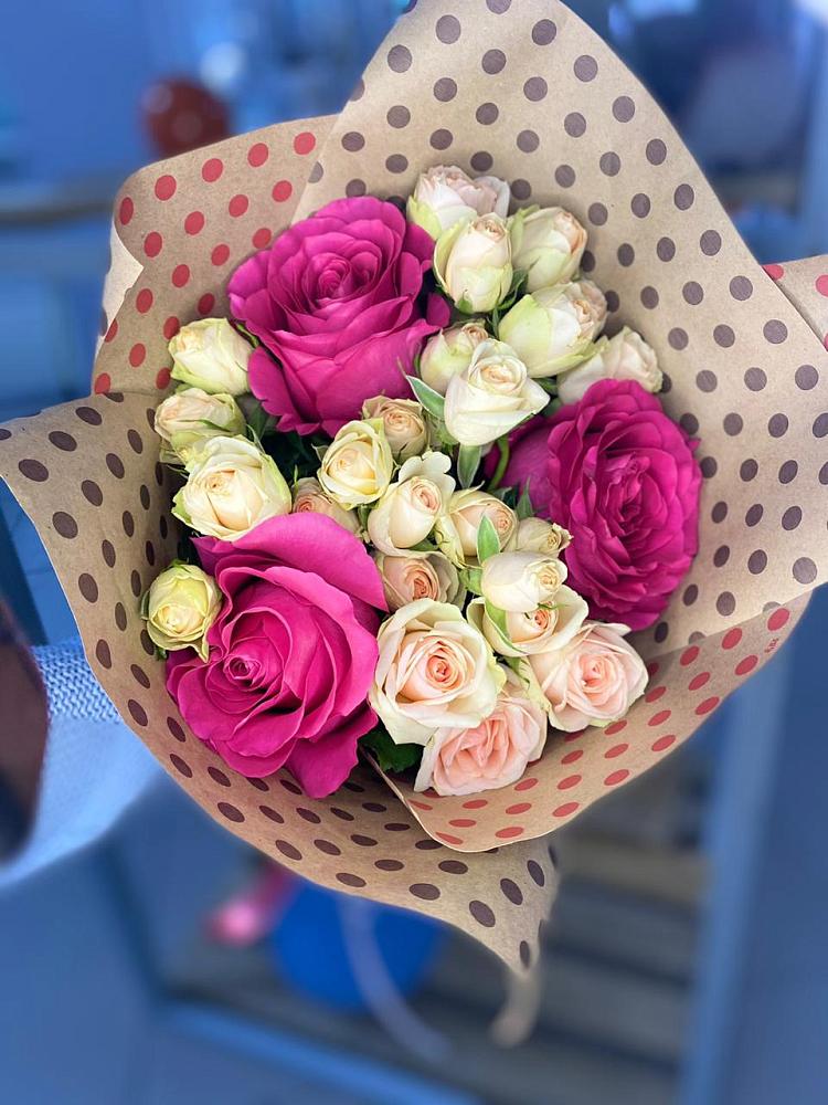 Букет цветов из: Розы в Каменск-Уральском