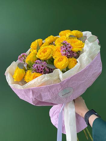 Букет Кустовые желтые розы в Каменск-Уральском