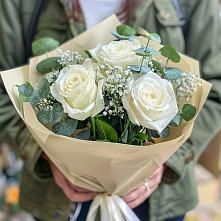 Букет цветов из:  Розы в Каменск-Уральском