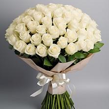 Букет 101 беля роза Белоснежка в Каменск-Уральском