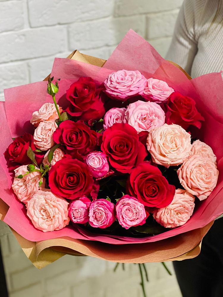 Букет цветов из: Розы в Каменск-Уральском