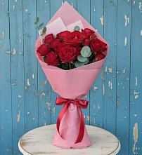 Букет цветов из:  Розы в Каменск-Уральском