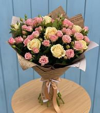 Букет цветов из:  Розы в Каменск-Уральском