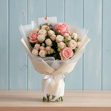 Букет цветов из:  Розы в Каменск-Уральском