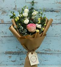 Букет цветов из:  Розы и Лизиантусы #REPLACE_PRED# Каменск-Уральском