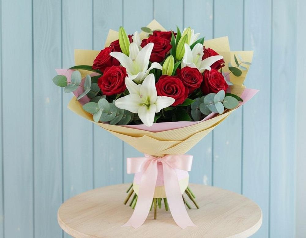 Букет цветов из: Лилии и Розы в Каменск-Уральском
